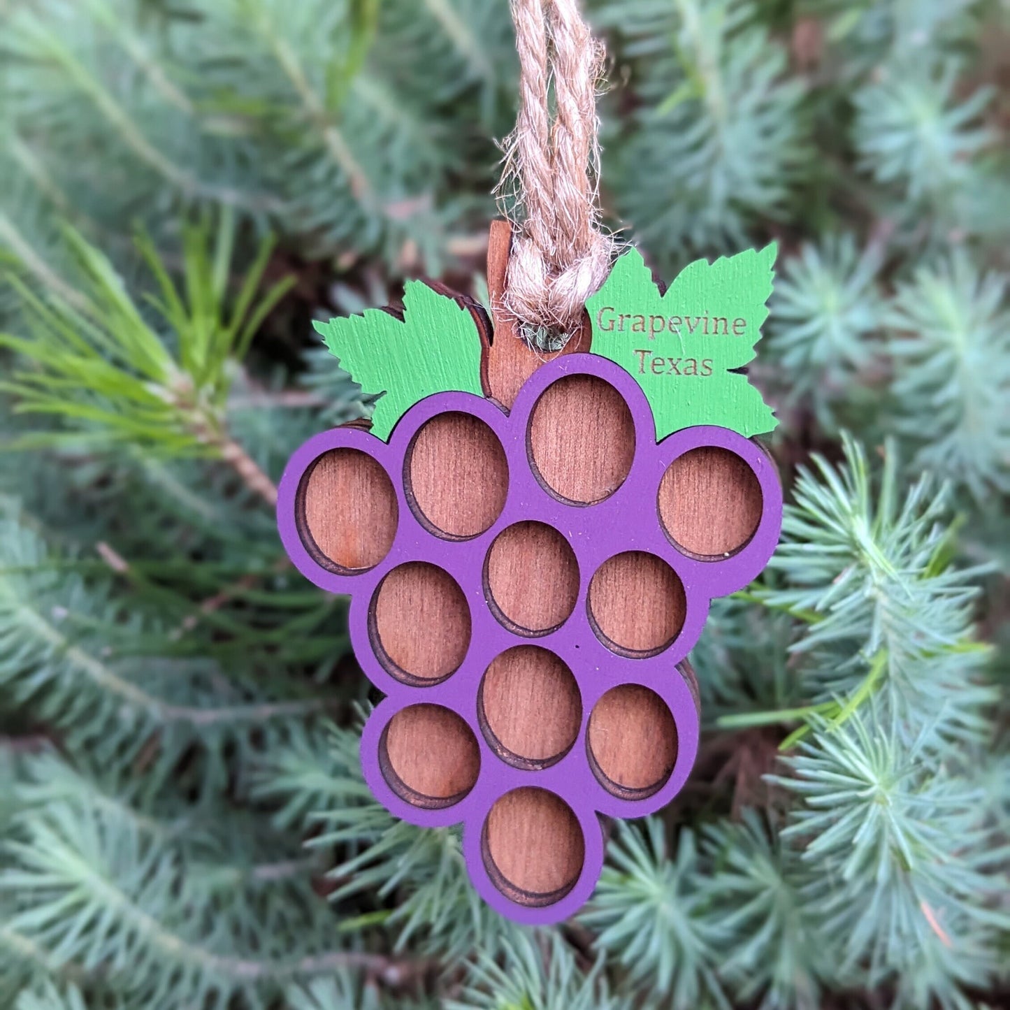 Grape Christmas Ornament, Wine grapes ornaments, Personalized the leaves with name or year