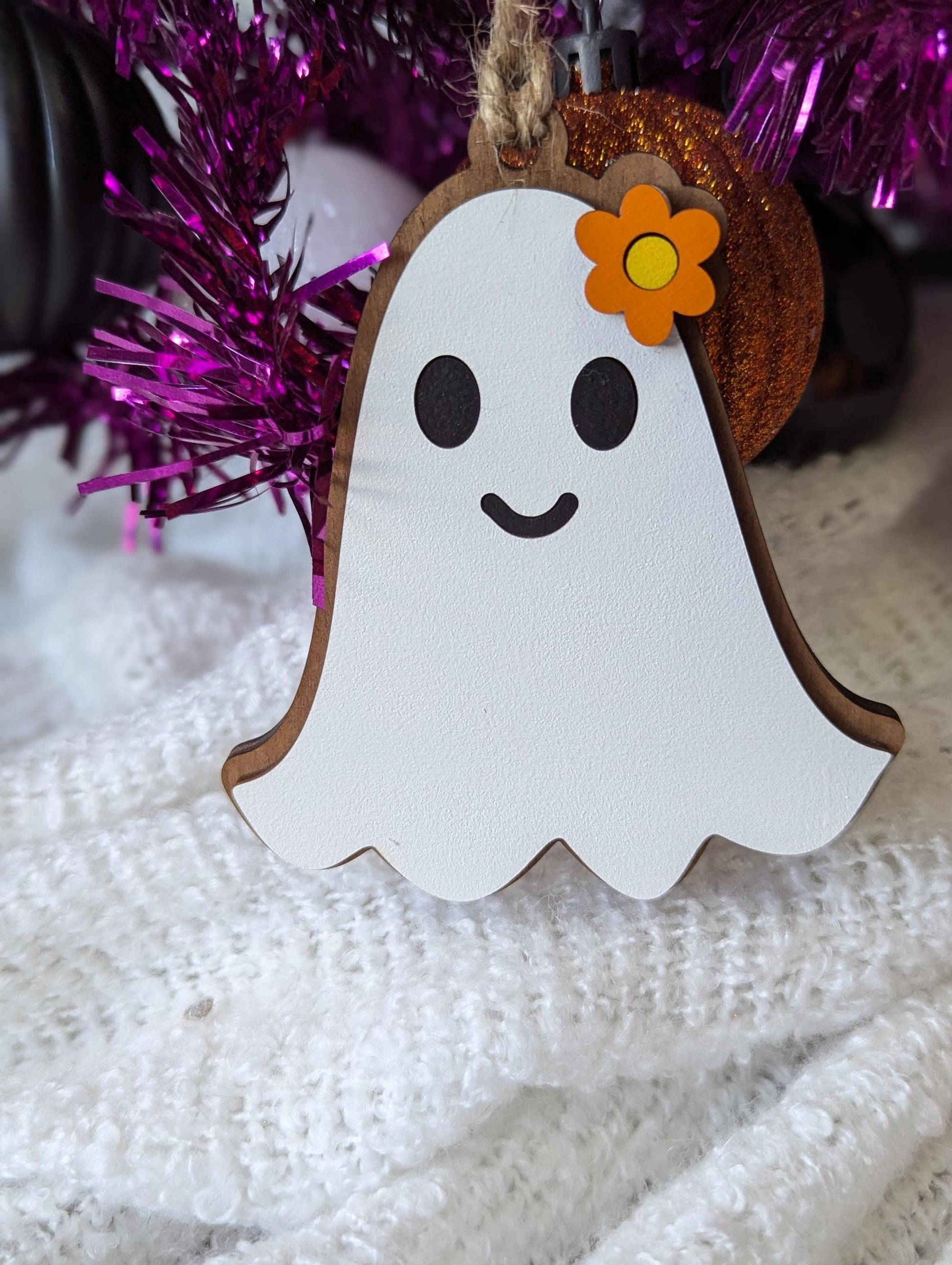 Halloween Ornament, Wooden Cute Spooky Ghost Ornament