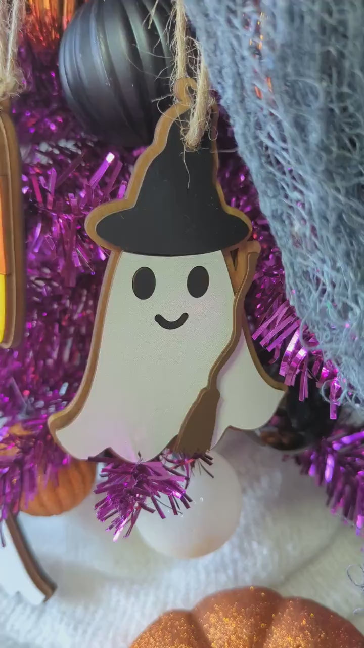 Halloween Ornament, Wooden Cute Spooky Ghost Ornament